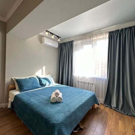 Жилой Комплекс Молодежный На Тулебаева Apartment Almaty Luaran gambar