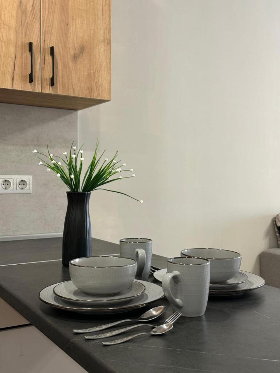 Жилой Комплекс Молодежный На Тулебаева Apartment Almaty Luaran gambar