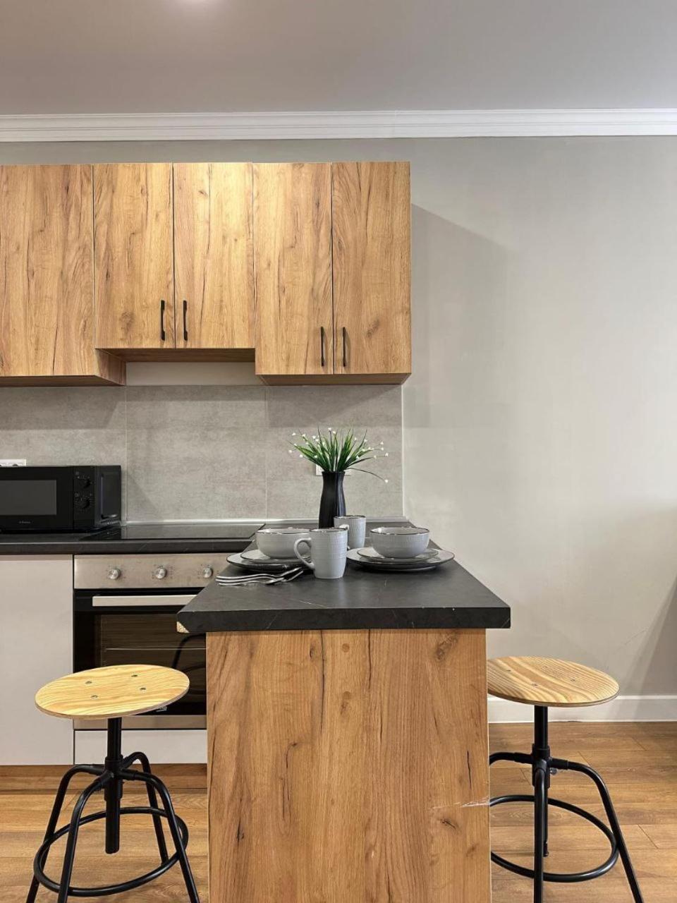Жилой Комплекс Молодежный На Тулебаева Apartment Almaty Luaran gambar